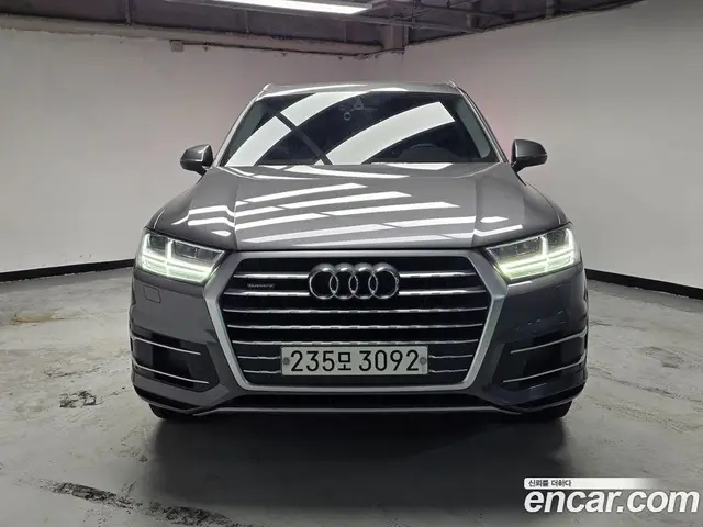 Audi Q7 2019 2.0 автомат (гидро), миниатюра 3