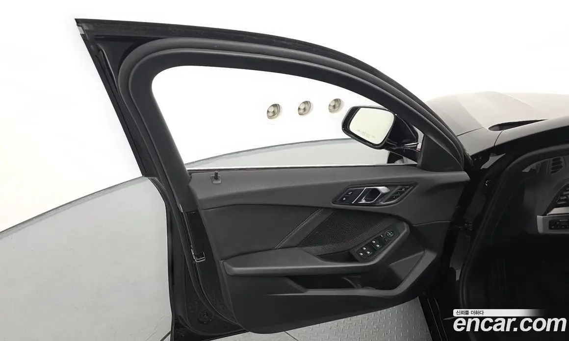 BMW 1 серия 2020 2.0 автомат (гидро), фото 13