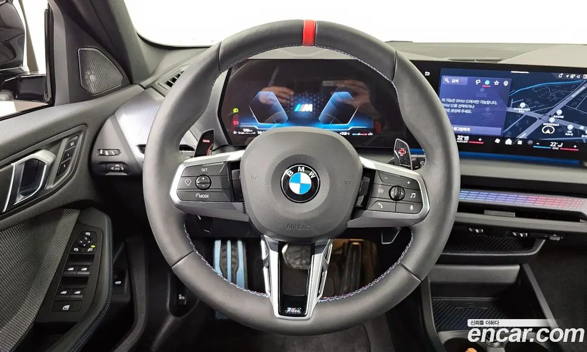 BMW 1 серия 2025 2.0 автомат (гидро), фото 13 BMW 1 серия 2025 2.0 автомат (гидро), фото 13
