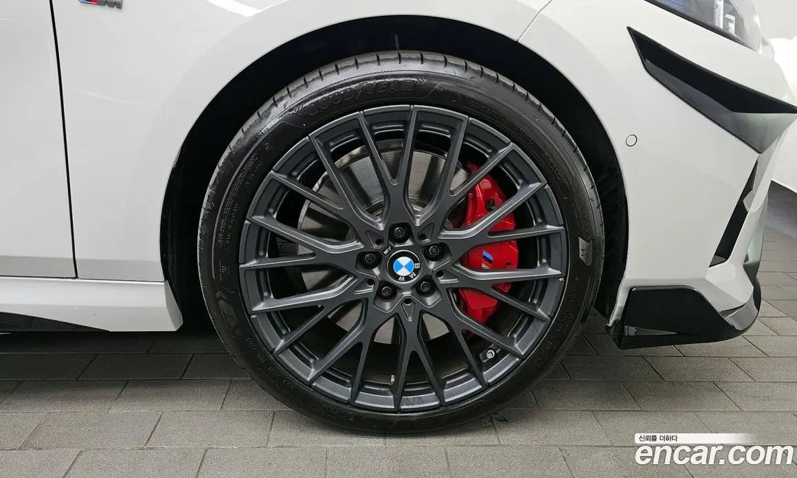 BMW 1 серия 2025 2.0 автомат (гидро), фото 5 BMW 1 серия 2025 2.0 автомат (гидро), фото 5