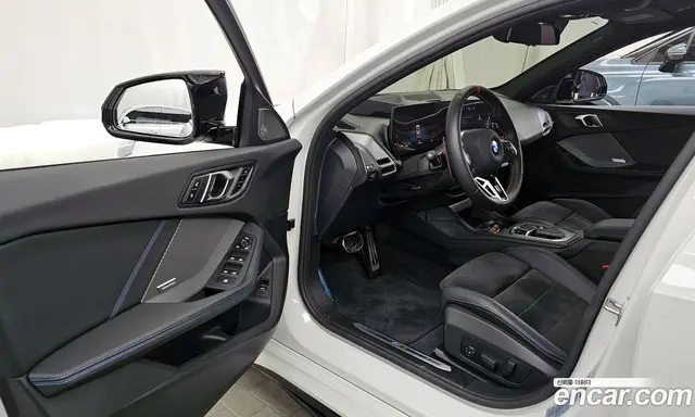BMW 1 серия 2025 2.0 автомат (гидро), миниатюра 10 BMW 1 серия 2025 2.0 автомат (гидро), миниатюра 10