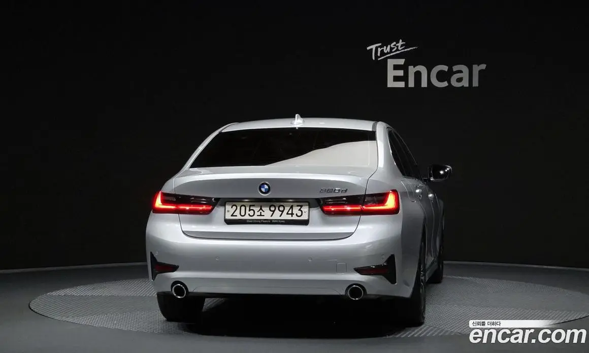 BMW 3 серия 2019 2.0 автомат (гидро), фото 4