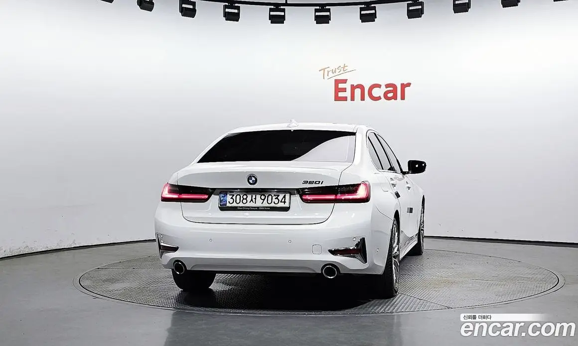 BMW 3 серия 2021 2.0 автомат (гидро), фото 4