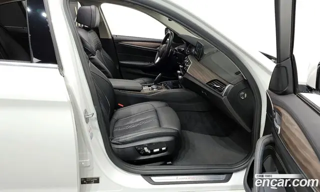 BMW 5 серия 2018 2.0 автомат (гидро), миниатюра 11