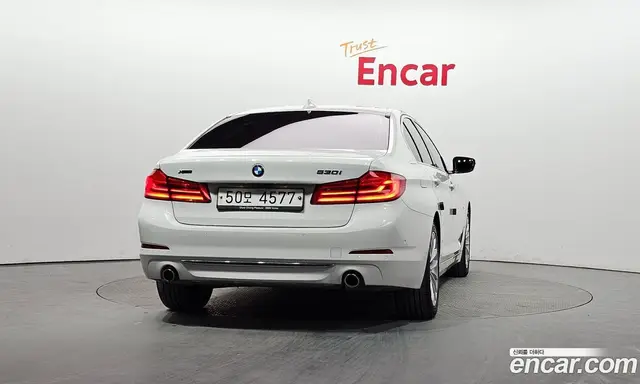 BMW 5 серия 2018 2.0 автомат (гидро), миниатюра 4