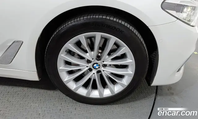 BMW 5 серия 2018 2.0 автомат (гидро), миниатюра 5
