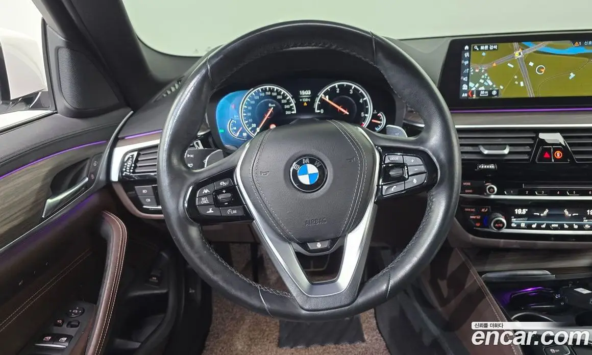 BMW 5 серия 2018 2.0 автомат (гидро), фото 13