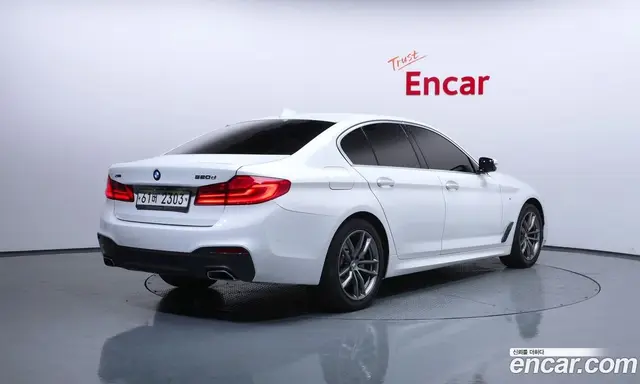 BMW 5 серия 2018 2.0 автомат (гидро), миниатюра 2