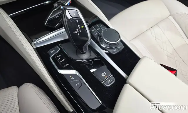BMW 5 серия 2019 2.0 автомат (гидро), миниатюра 9