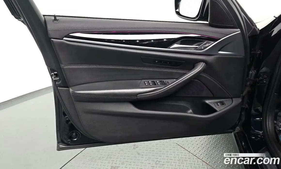 BMW 5 серия 2019 2.0 автомат (гидро), фото 14