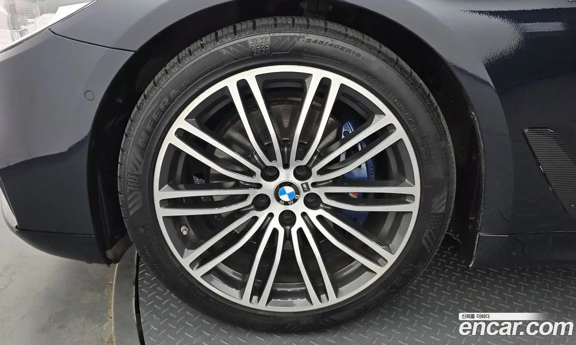 BMW 5 серия 2019 2.0 автомат (гидро), фото 5