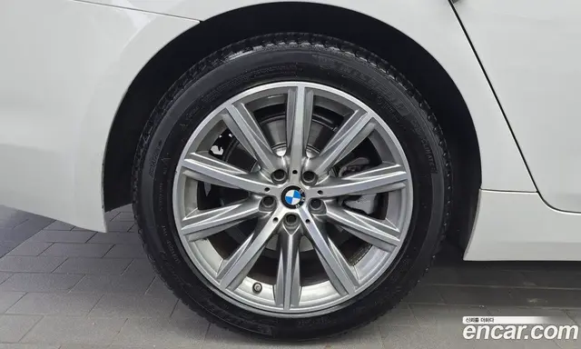 BMW 5 серия 2020 2.0 автомат (гидро), миниатюра 5 BMW 5 серия 2020 2.0 автомат (гидро), миниатюра 5