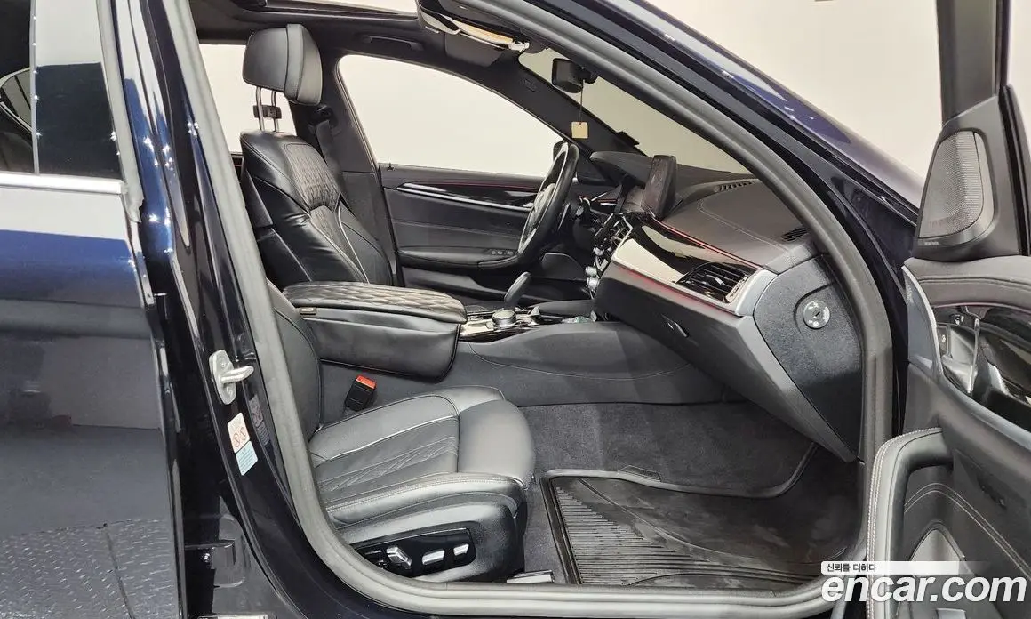 BMW 5 серия 2022 2.0 автомат (гидро), фото 16