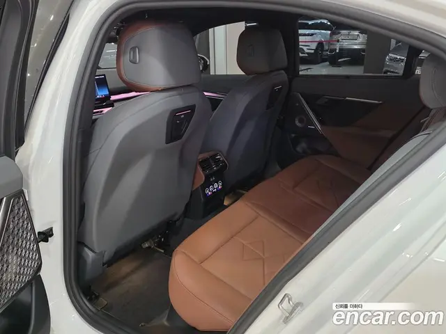 BMW 5 серия 2025 2.0 автомат (гидро), миниатюра 12