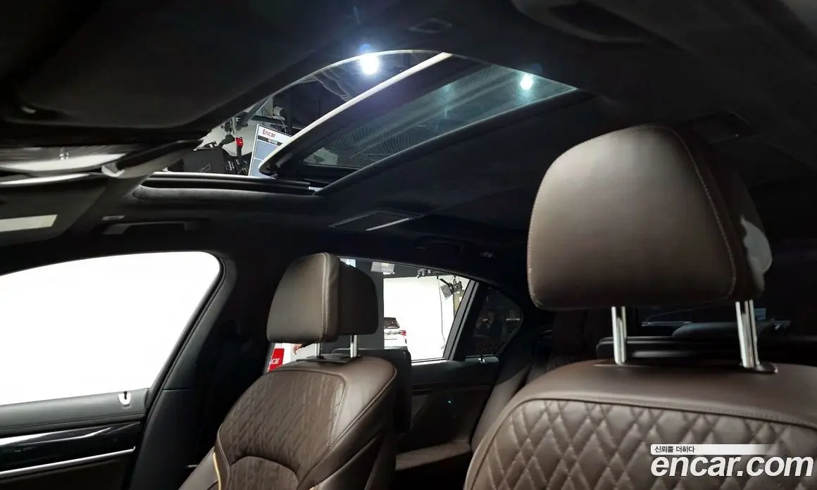 BMW 7 серия 2021 3.0 автомат (гидро), фото 18