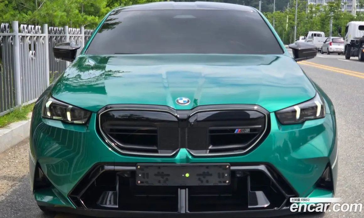 BMW M5 2026 4.4 автомат (гидро), фото 14