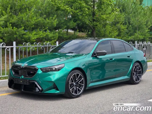 BMW M5 2026 4.4 автомат (гидро), миниатюра 5