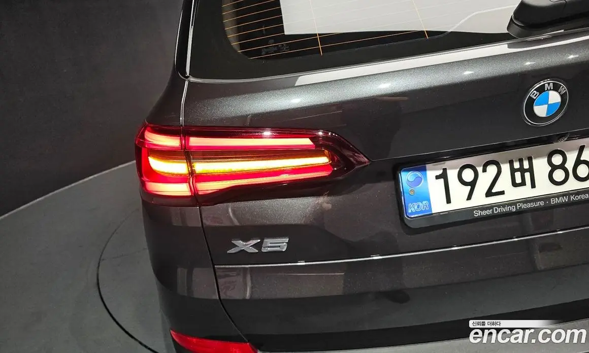 BMW X5 2022 3.0 автомат (гидро), фото 9