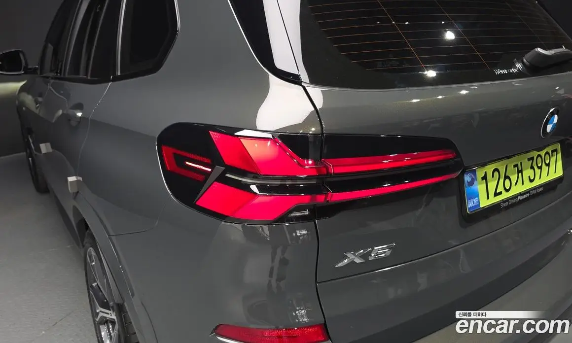 BMW X5 2025 3.0 автомат (гидро), фото 9