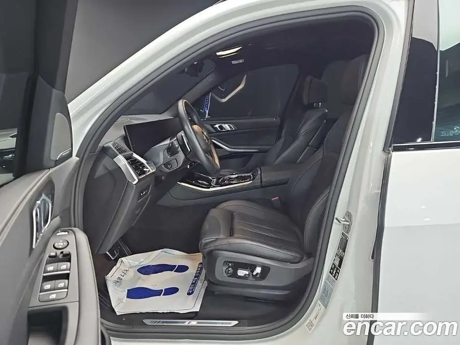 BMW X5 2025 3.0 автомат (гидро), фото 11
