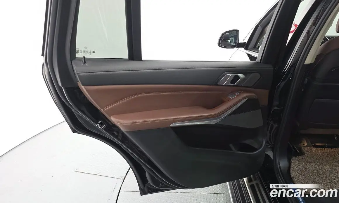 BMW X7 2020 3.0 автомат (гидро), фото 15