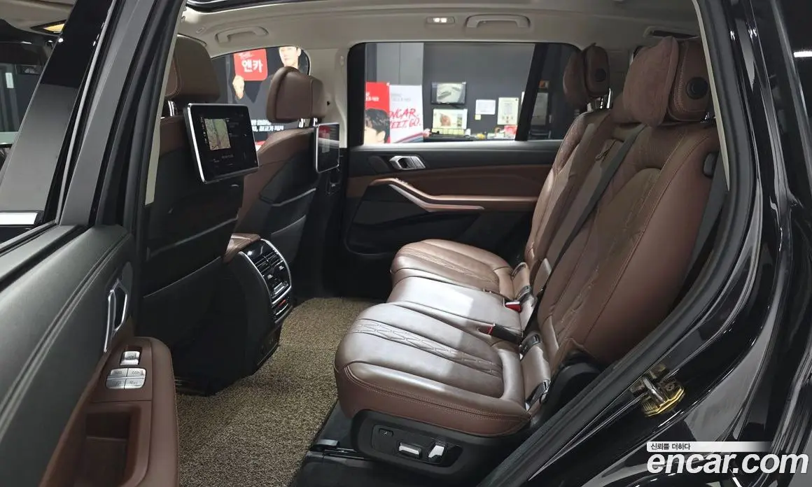 BMW X7 2020 3.0 автомат (гидро), фото 17