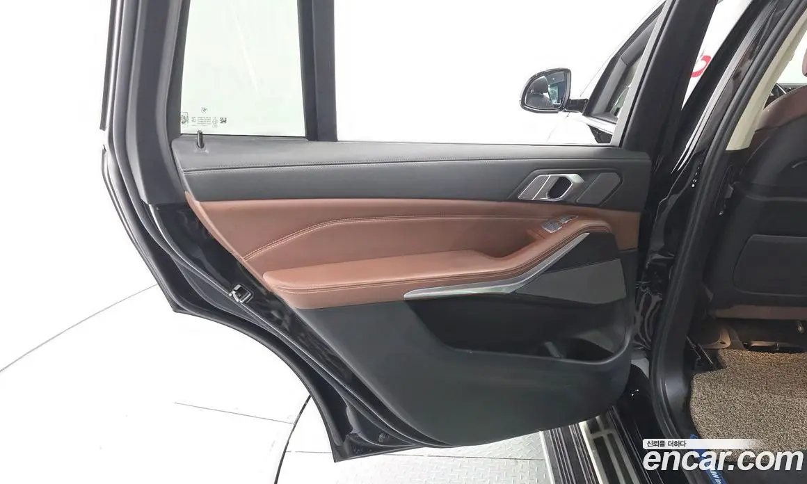 BMW X7 2020 3.0 автомат (гидро), фото 30