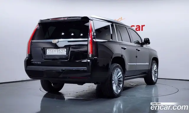 Cadillac Escalade 2019 6.2 автомат (гидро), миниатюра 1