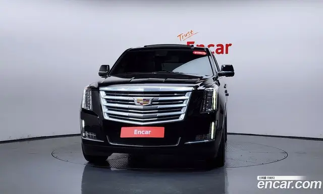 Cadillac Escalade 2019 6.2 автомат (гидро), миниатюра 2