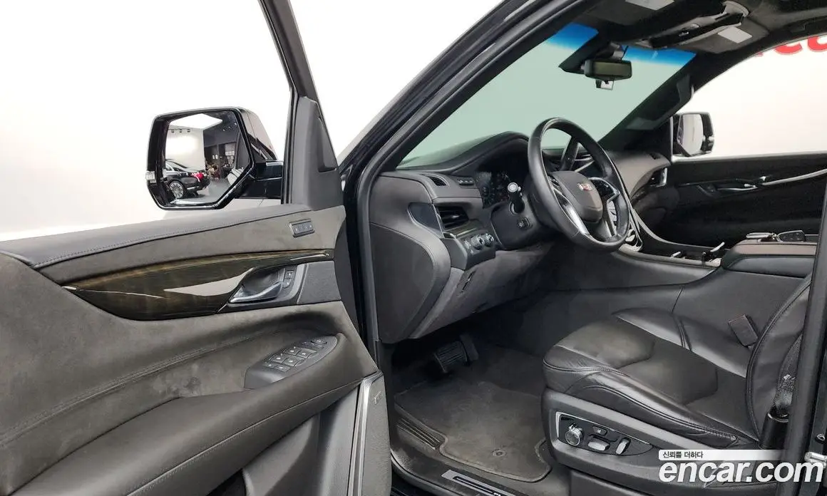 Cadillac Escalade 2019 6.2 автомат (гидро), фото 12