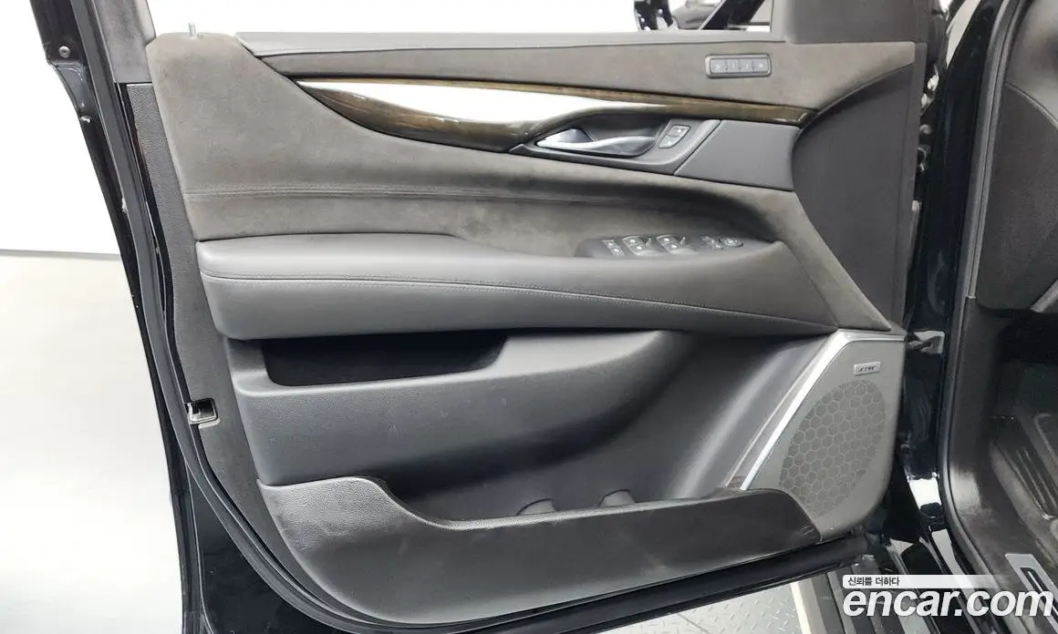 Cadillac Escalade 2019 6.2 автомат (гидро), фото 13