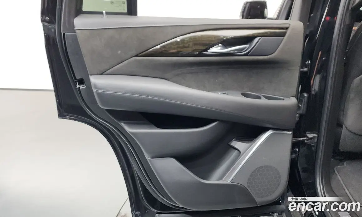 Cadillac Escalade 2019 6.2 автомат (гидро), фото 14