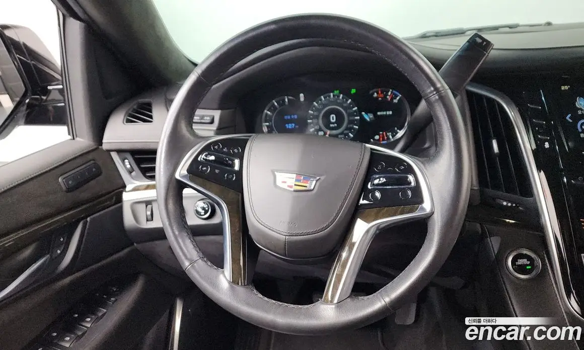Cadillac Escalade 2019 6.2 автомат (гидро), фото 17