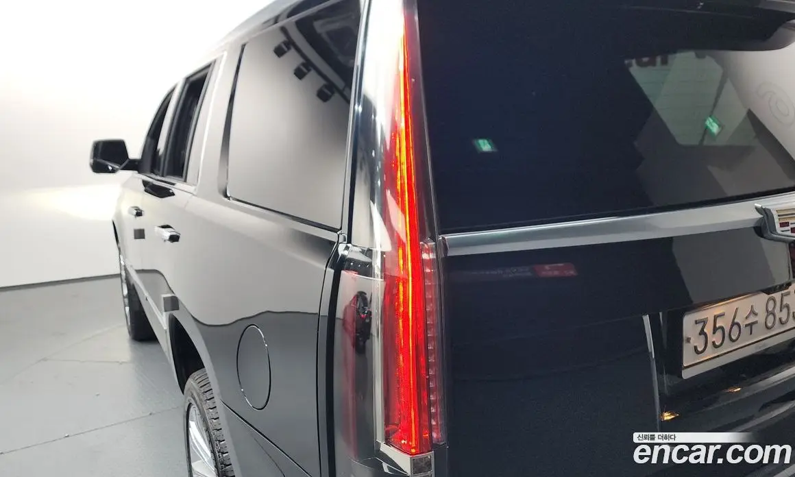 Cadillac Escalade 2019 6.2 автомат (гидро), фото 8