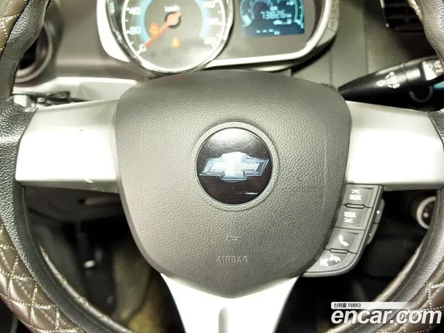 Chevrolet Spark 2014 1.0 автомат (гидро), миниатюра 8