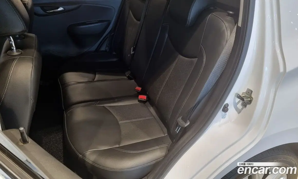 Chevrolet Spark 2016 1.0 автомат (гидро), фото 11