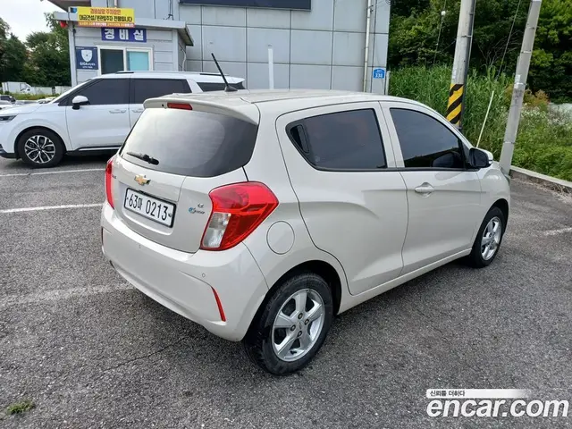 Chevrolet Spark 2016 1.0 автомат (гидро), миниатюра 2