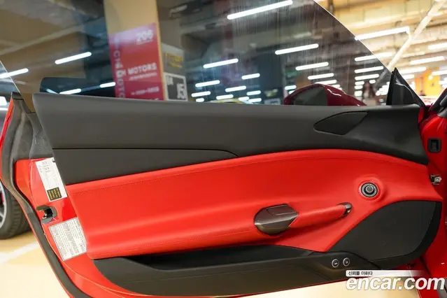 Ferrari 488 2016 3.9 автомат (гидро), миниатюра 12