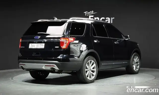 Ford Explorer 2017 2.3 автомат (гидро), миниатюра 2 Ford Explorer 2017 2.3 автомат (гидро), миниатюра 2