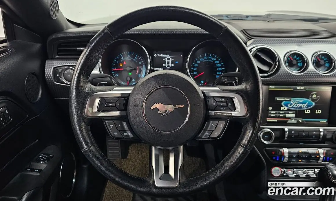 Ford Mustang 2016 2.3 автомат (гидро), фото 11 Ford Mustang 2016 2.3 автомат (гидро), фото 11