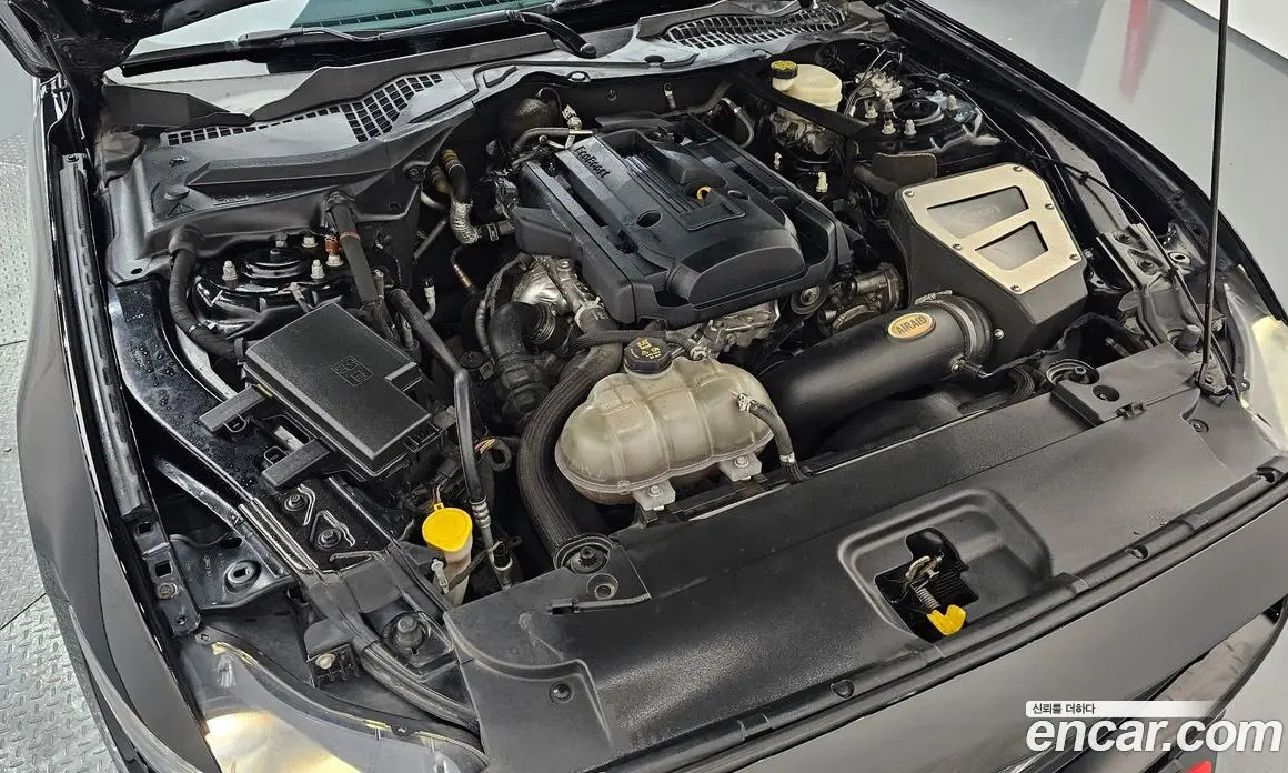Ford Mustang 2016 2.3 автомат (гидро), фото 6 Ford Mustang 2016 2.3 автомат (гидро), фото 6