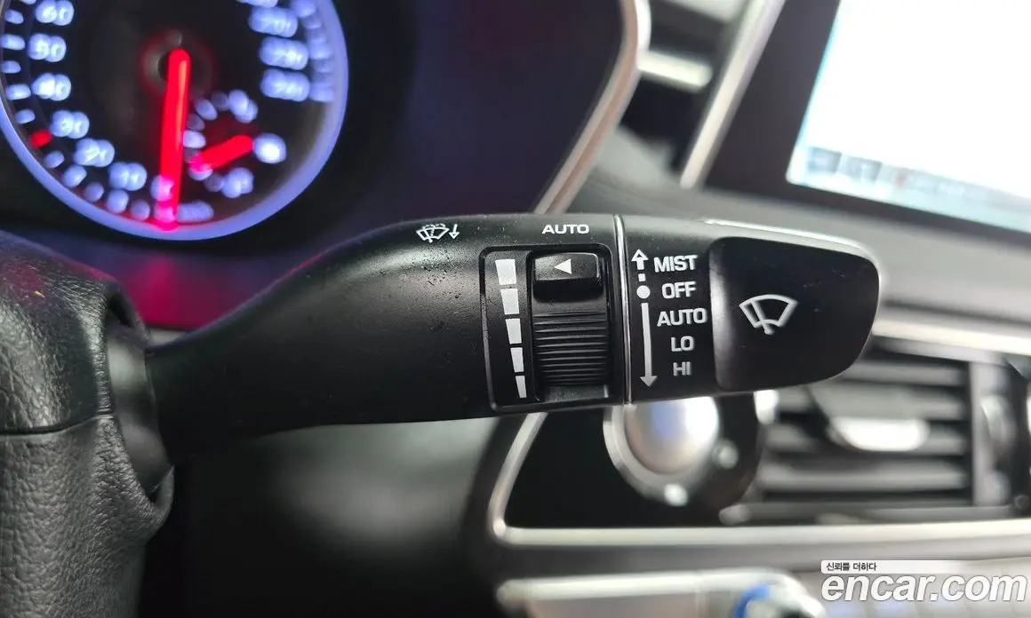 Genesis G70 2019 2.0 автомат (гидро), фото 28
