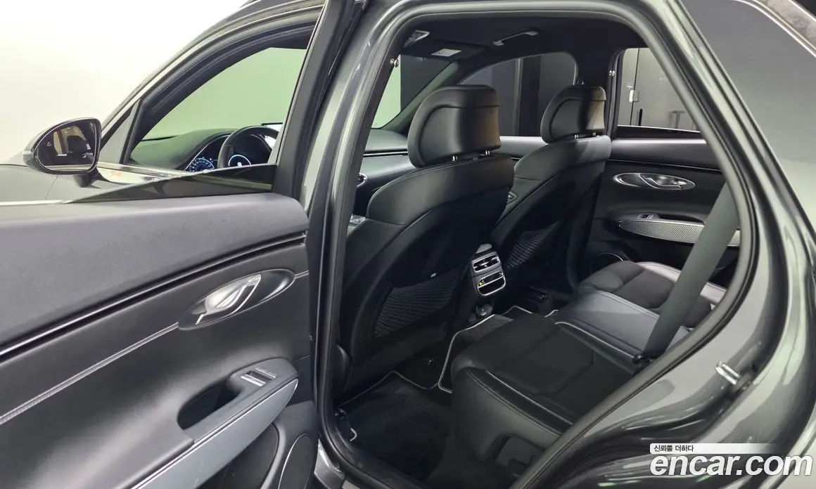 Genesis GV70 2021 2.5 автомат (гидро), фото 16