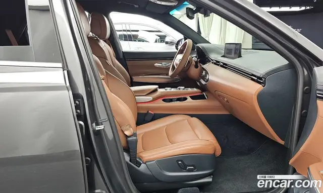 Genesis GV70 2023 2.5 автомат (гидро), миниатюра 11