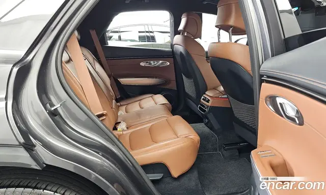 Genesis GV70 2023 2.5 автомат (гидро), миниатюра 12