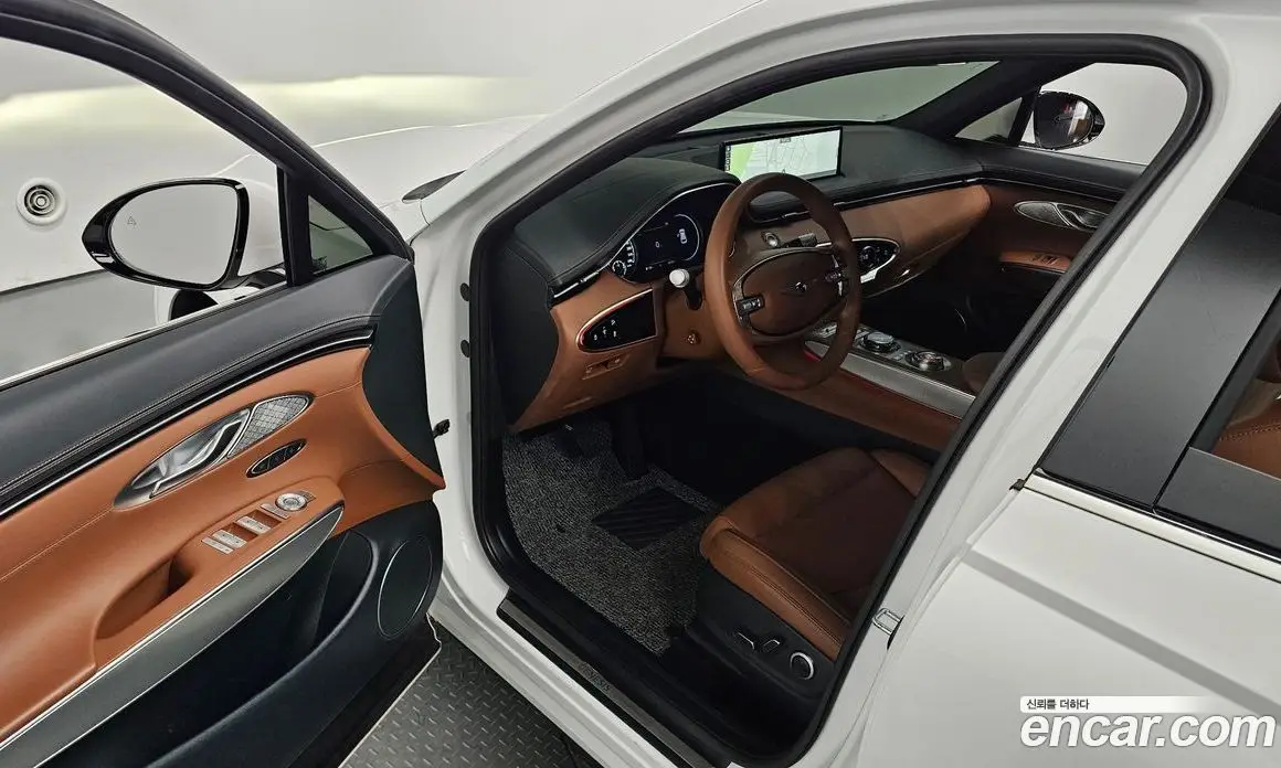 Genesis GV70 2023 2.5 автомат (гидро), фото 10