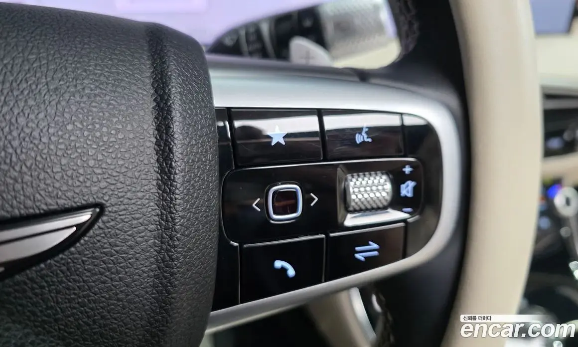 Genesis GV70 2024 2.5 автомат (гидро), фото 32 Genesis GV70 2024 2.5 автомат (гидро), фото 32