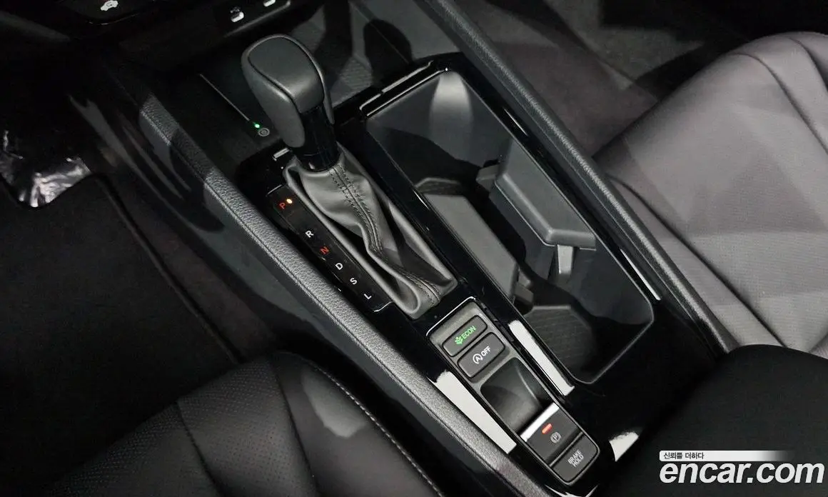 Honda Accord 2024 1.5 автомат (гидро), фото 12