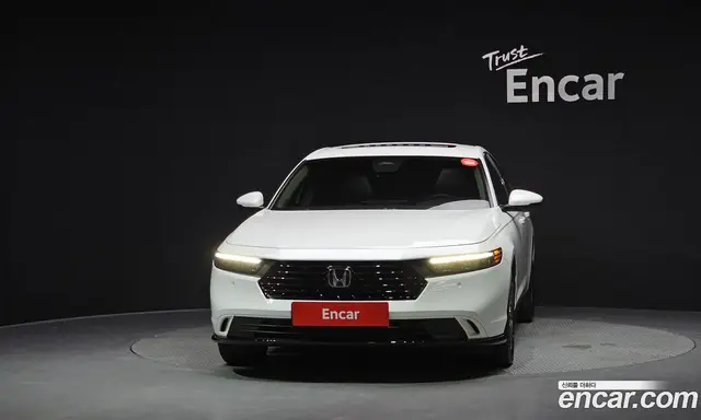 Honda Accord 2024 1.5 автомат (гидро), миниатюра 3