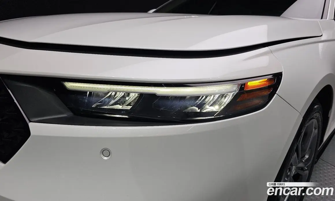 Honda Accord 2024 1.5 автомат (гидро), фото 8